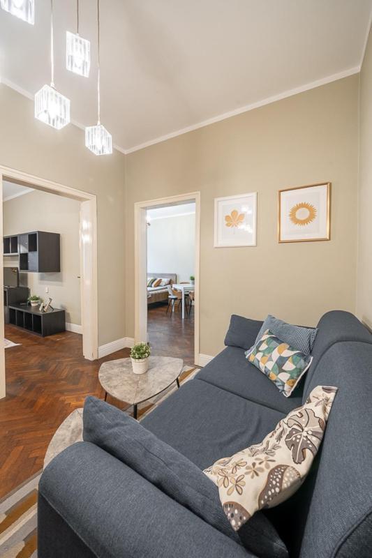 3 Bdr - Top Center Artistic Apartment - 115 M2 소피아 외부 사진