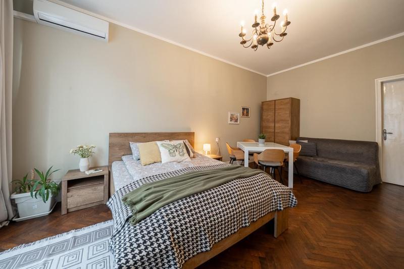 3 Bdr - Top Center Artistic Apartment - 115 M2 소피아 외부 사진