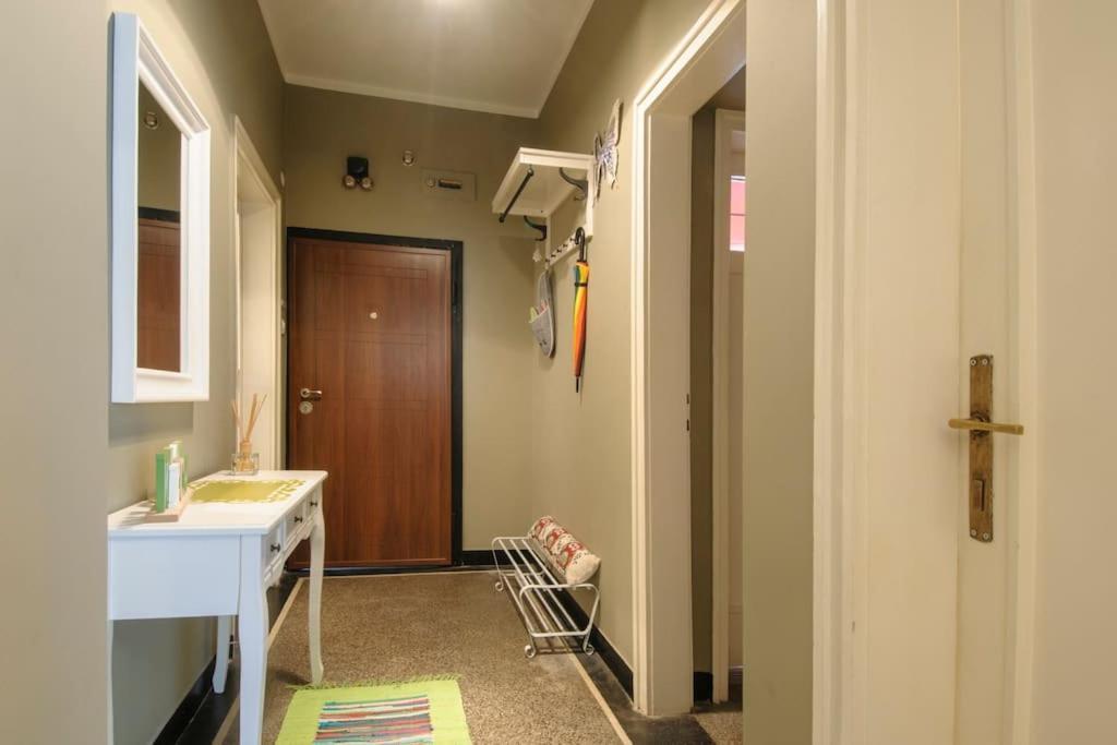 3 Bdr - Top Center Artistic Apartment - 115 M2 소피아 외부 사진